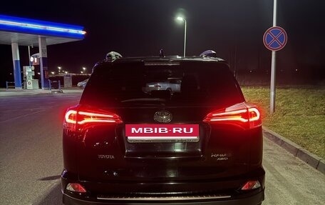 Toyota RAV4, 2018 год, 2 550 000 рублей, 8 фотография