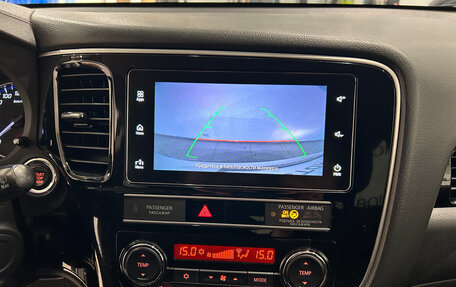 Mitsubishi Outlander III рестайлинг 3, 2019 год, 1 799 000 рублей, 19 фотография