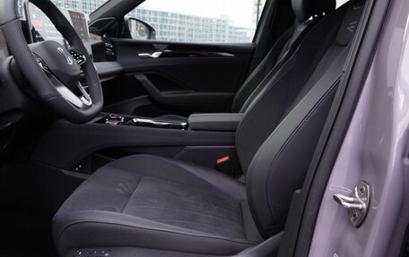 Volkswagen Tiguan, 2025 год, 5 200 000 рублей, 16 фотография