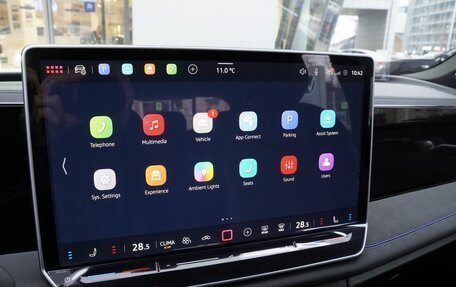 Volkswagen Tiguan, 2025 год, 5 200 000 рублей, 19 фотография