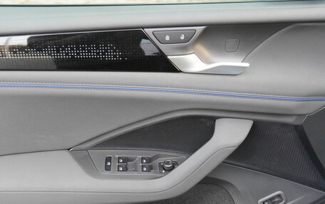 Volkswagen Tiguan, 2025 год, 5 200 000 рублей, 12 фотография