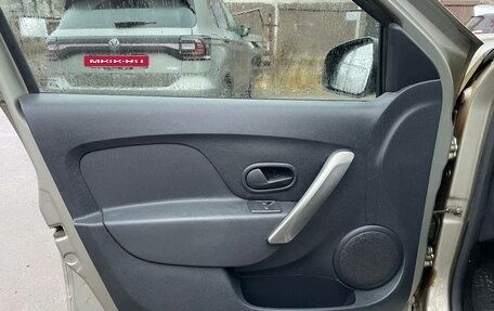 Renault Logan II, 2014 год, 8 фотография