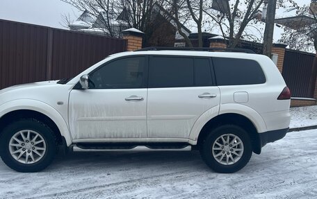 Mitsubishi Pajero Sport II рестайлинг, 2013 год, 2 550 000 рублей, 3 фотография