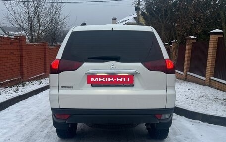 Mitsubishi Pajero Sport II рестайлинг, 2013 год, 2 550 000 рублей, 5 фотография