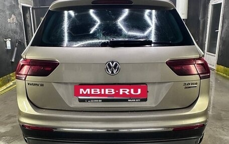 Volkswagen Tiguan II, 2017 год, 2 900 000 рублей, 8 фотография