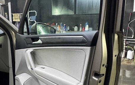 Volkswagen Tiguan II, 2017 год, 2 900 000 рублей, 31 фотография