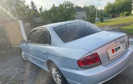 Hyundai Sonata IV рестайлинг, 2002 год, 320 000 рублей, 3 фотография