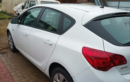 Opel Astra J, 2011 год, 550 000 рублей, 7 фотография