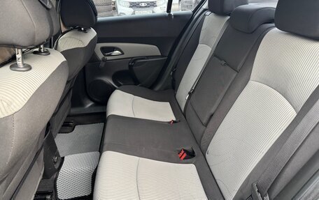 Chevrolet Cruze II, 2011 год, 635 000 рублей, 10 фотография