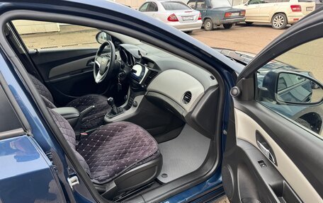 Chevrolet Cruze II, 2011 год, 635 000 рублей, 11 фотография