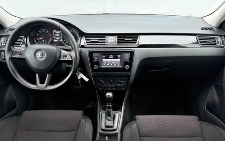 Skoda Rapid I, 2015 год, 1 055 000 рублей, 8 фотография
