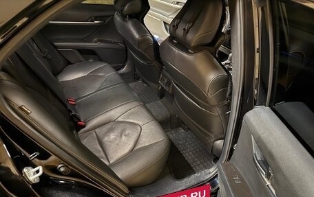 Toyota Camry, 2021 год, 2 900 000 рублей, 4 фотография