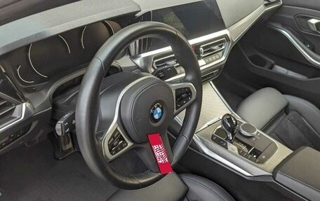 BMW 3 серия, 2019 год, 4 400 000 рублей, 7 фотография