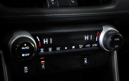 Toyota RAV4, 2021 год, 2 899 000 рублей, 20 фотография