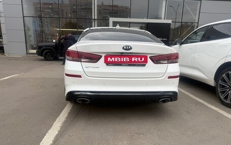 KIA Optima IV, 2018 год, 2 500 000 рублей, 7 фотография