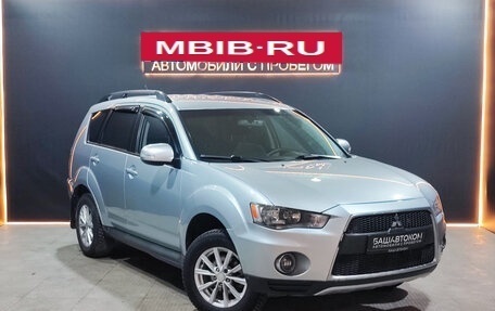 Mitsubishi Outlander III рестайлинг 3, 2011 год, 990 000 рублей, 5 фотография