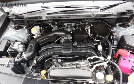 Subaru XV II, 2018 год, 1 840 000 рублей, 12 фотография