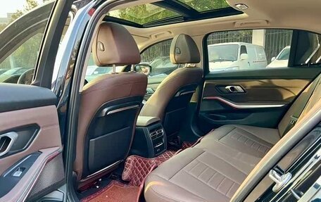 BMW 3 серия, 2021 год, 2 329 000 рублей, 13 фотография