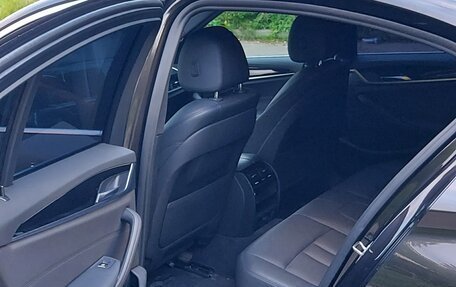 BMW 5 серия, 2019 год, 2 950 000 рублей, 10 фотография