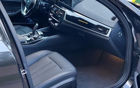 BMW 5 серия, 2019 год, 2 950 000 рублей, 8 фотография