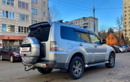 Mitsubishi Pajero IV, 2007 год, 1 099 000 рублей, 2 фотография
