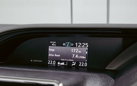 Toyota Esquire I, 2014 год, 1 898 000 рублей, 18 фотография