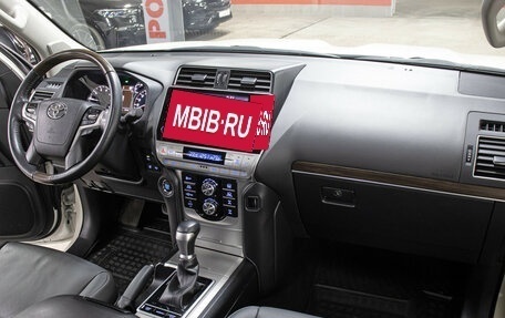 Toyota Land Cruiser Prado 150 рестайлинг 2, 2021 год, 9 998 000 рублей, 11 фотография