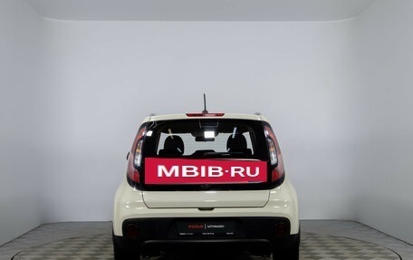 KIA Soul II рестайлинг, 2017 год, 1 570 000 рублей, 6 фотография