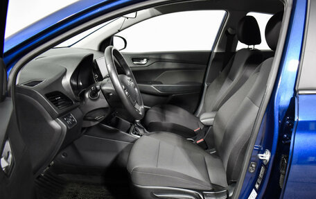 Hyundai Solaris II рестайлинг, 2022 год, 1 690 000 рублей, 10 фотография