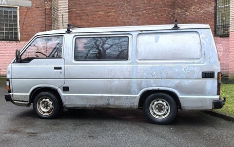 Toyota HiAce H50 H60 H70, 1986 год, 169 000 рублей, 8 фотография