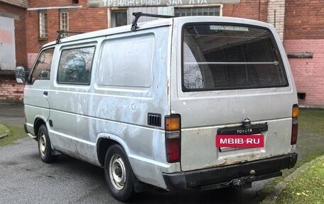 Toyota HiAce H50 H60 H70, 1986 год, 169 000 рублей, 7 фотография