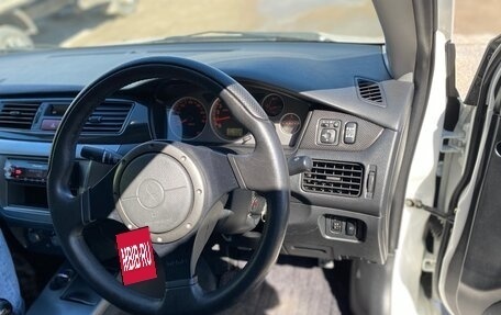 Mitsubishi Lancer Evolution IX, 2005 год, 5 000 000 рублей, 10 фотография