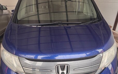 Honda Stepwgn IV, 2016 год, 1 690 000 рублей, 3 фотография