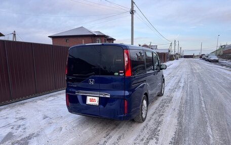Honda Stepwgn IV, 2016 год, 1 690 000 рублей, 19 фотография