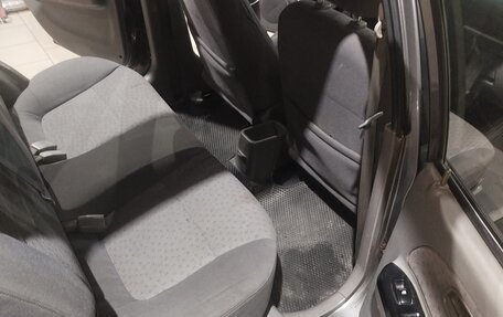 KIA Rio II, 2004 год, 270 000 рублей, 5 фотография