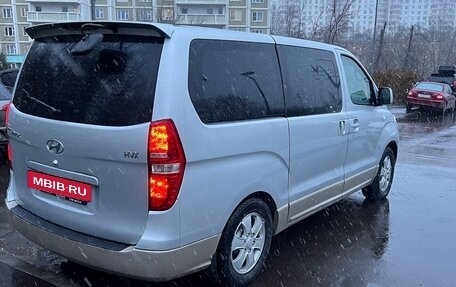 Hyundai Grand Starex Grand Starex I рестайлинг 2, 2008 год, 1 270 000 рублей, 4 фотография