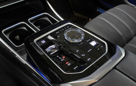 BMW 7 серия, 2024 год, 17 500 000 рублей, 18 фотография