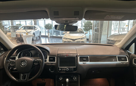 Volkswagen Touareg III, 2016 год, 2 968 000 рублей, 14 фотография