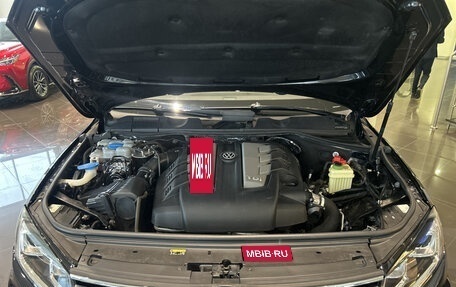 Volkswagen Touareg III, 2016 год, 2 968 000 рублей, 9 фотография