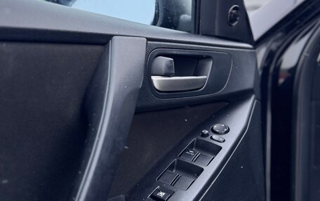 Mazda 3, 2010 год, 600 000 рублей, 22 фотография