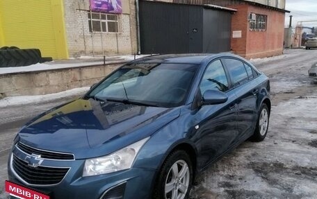 Chevrolet Cruze II, 2013 год, 900 000 рублей, 15 фотография