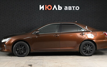 Toyota Camry, 2017 год, 1 890 000 рублей, 4 фотография
