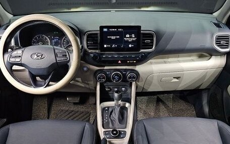 Hyundai Venue I, 2021 год, 1 550 005 рублей, 7 фотография