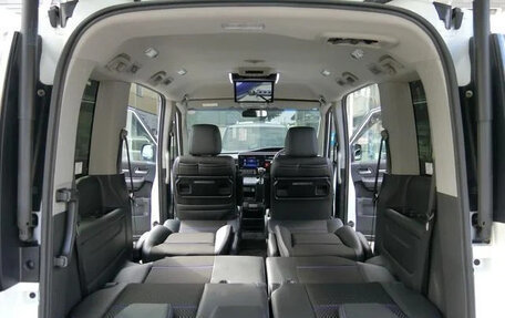 Honda Stepwgn IV, 2021 год, 2 300 001 рублей, 26 фотография