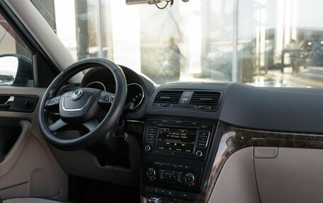 Skoda Yeti I рестайлинг, 2013 год, 1 000 000 рублей, 10 фотография