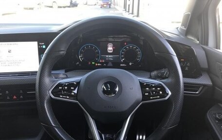 Volkswagen Golf VIII, 2022 год, 1 720 111 рублей, 10 фотография