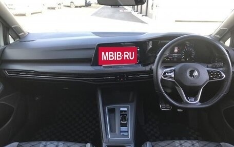 Volkswagen Golf VIII, 2022 год, 1 720 111 рублей, 9 фотография