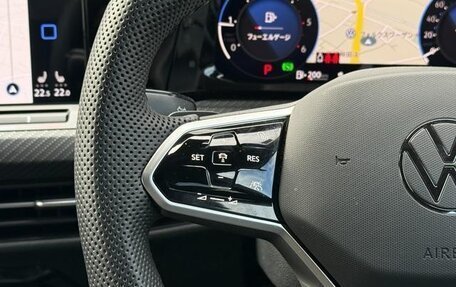 Volkswagen Golf VIII, 2022 год, 1 690 111 рублей, 11 фотография