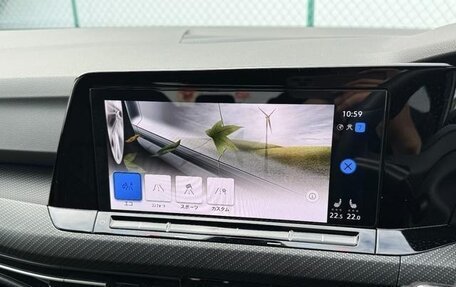 Volkswagen Golf VIII, 2022 год, 1 690 111 рублей, 16 фотография