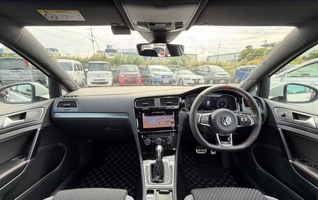 Volkswagen Golf VII, 2019 год, 1 340 111 рублей, 5 фотография